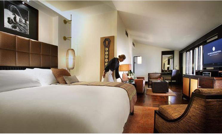  森源家具產(chǎn)品行銷網(wǎng)絡(luò)遍及五大洲30多個(gè)國(guó)家及地區(qū)，已為全球2200余家酒店提供產(chǎn)品及服務(wù)。長(zhǎng)期為瑞吉、洲際、四季、W、麗思卡爾頓、凱悅、柏悅、艾美、康萊德、萬(wàn)豪、香格里拉、希爾頓、萬(wàn)麗、喜來(lái)登、威斯汀、溫德姆、半島、永利、悅榕莊、安納塔拉、凱賓斯基、千禧等國(guó)際酒店及國(guó)內(nèi)所有知名地產(chǎn)如綠城、保利、恒大、合景泰富、華潤(rùn)、僑鑫、萬(wàn)達(dá)、富力、星河灣等提供定制家具及配飾。，并成為千萬(wàn)家五星級(jí)酒店家具供應(yīng)商，獲得中國(guó)酒店家具十大品牌稱號(hào)。 酒店家具，中國(guó)十大酒店家具品牌相關(guān)標(biāo)簽：酒店家具 酒店家具廠家 www.yiwaiqm.cn